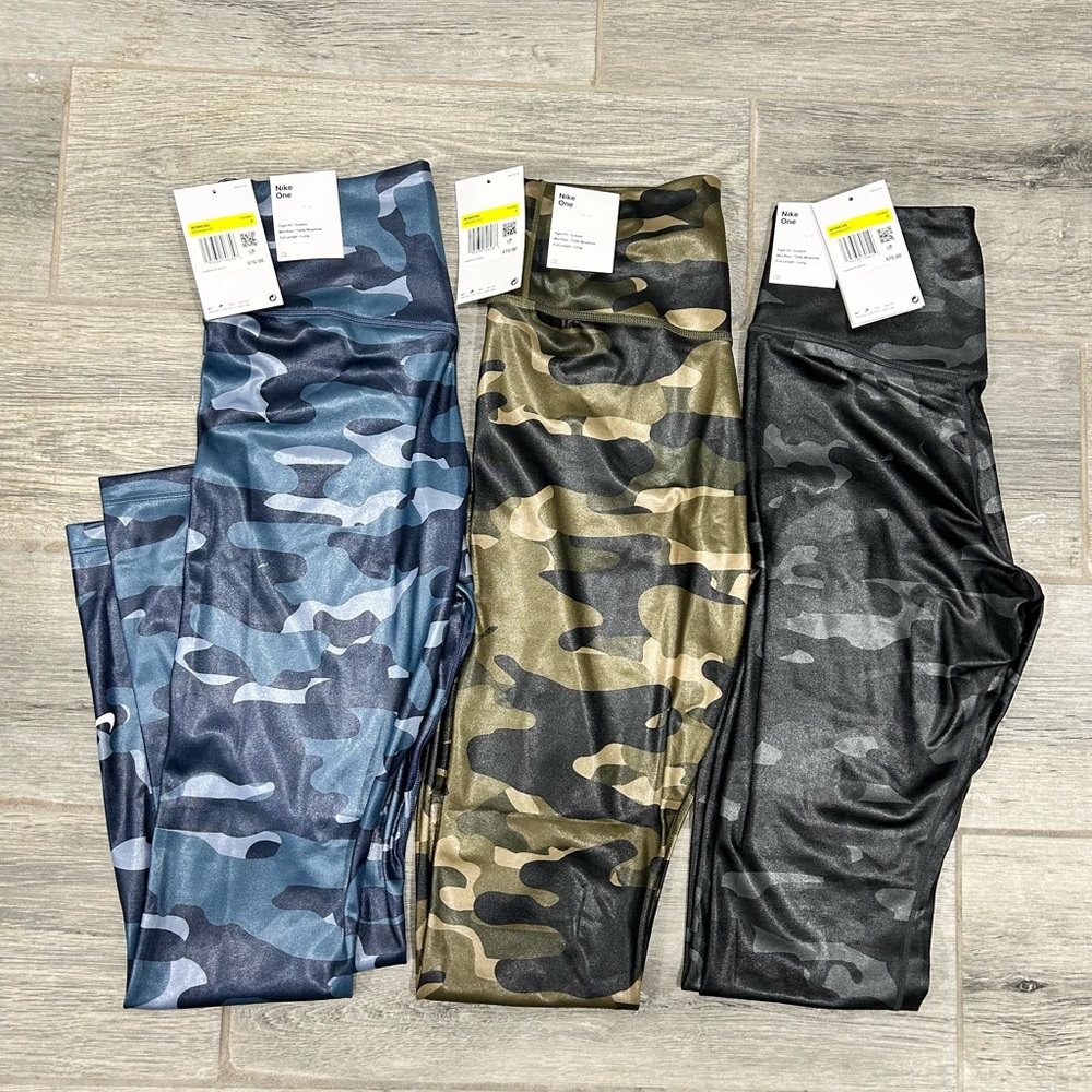 Nike Mid rise camo leggings